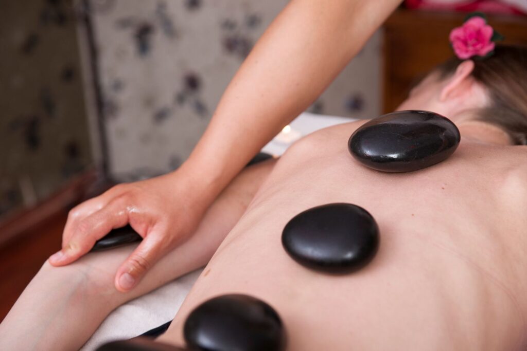 White Wood SPA & Wellness - Hot Stone Massage